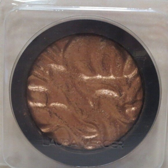 Laura Mercier Face Illuminator Highlighting Powder Shade - SEDUCTION - - Picture 2 of 4